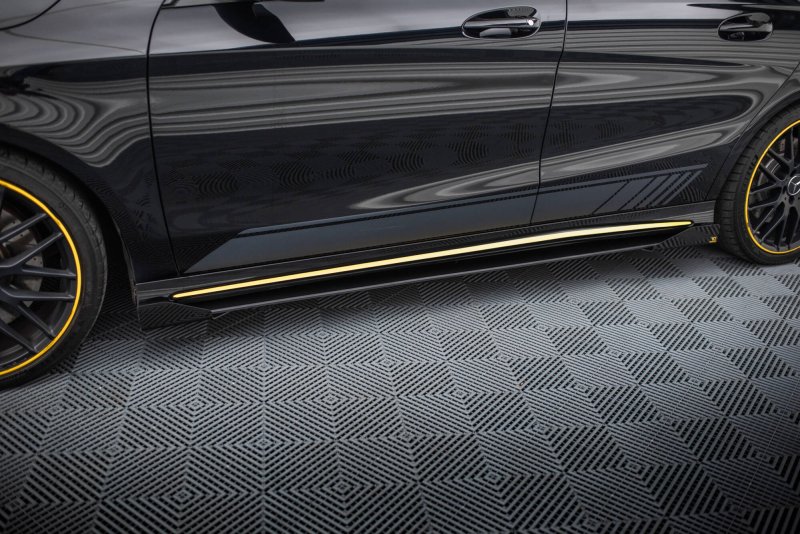 Maxton Street Pro Seitenschweller Ansatz + Flaps Mercedes-AMG CLA 45 C117 Facelift schwarz Hochglanz MECLA117AMGAEROCNC-SD1BRB+SF1-G