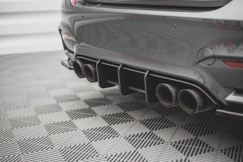 Maxton Street Pro Heckschürze für BMW M4 F82 BM482MCNC-RS1BRB