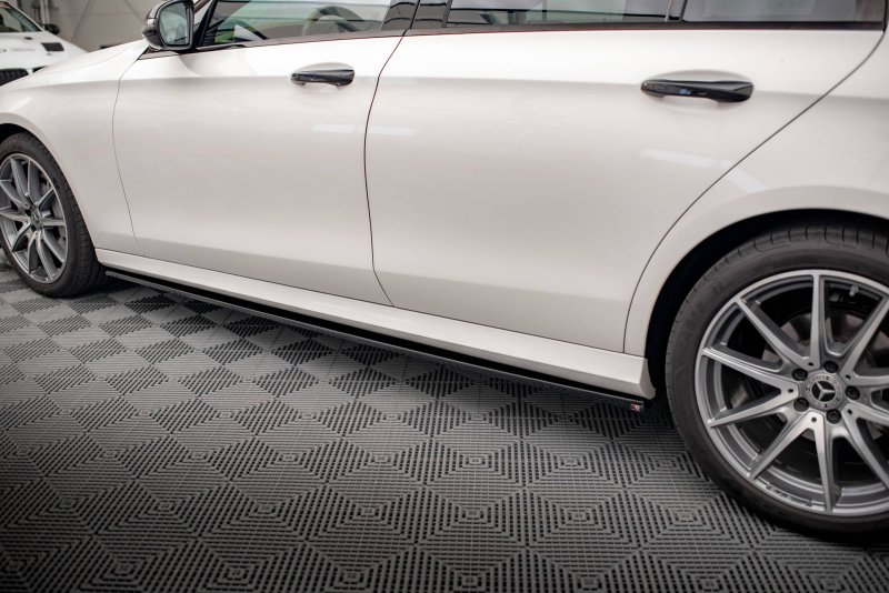 Maxton Seitenschweller Ansatz für Mercedes-Benz E AMG-Line W213 Facelift schwarz Hochglanz ME-E-213F-AMGLINE-SD1-G
