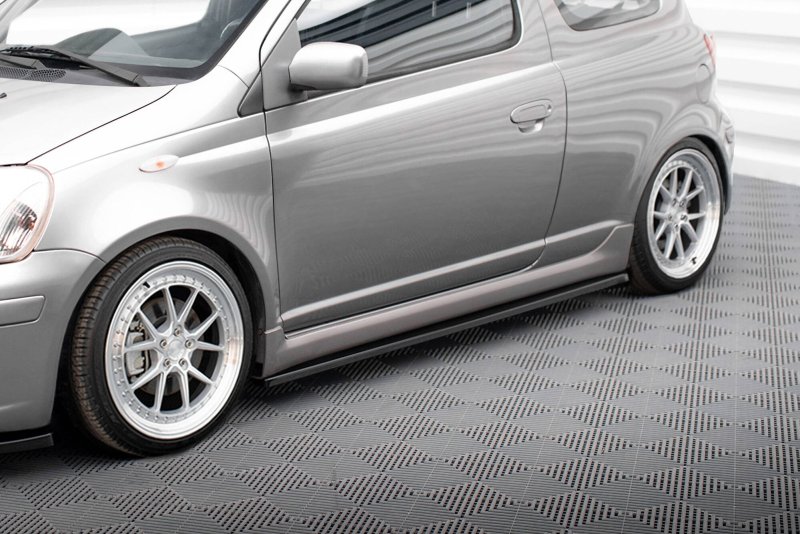 Maxton Seitenschweller Ansatz Toyota Yaris T-Sport Mk1 Facelift schwarz Hochglanz TO-YA-1F-TS-SD1-G