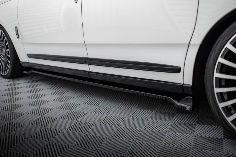 Maxton Seitenschweller Ansatz Rolls Royce Cullinan schwarz Hochglanz RR-CU-1-SD1-G