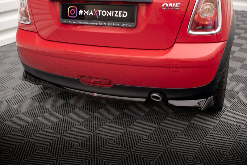 Maxton Heck Ansatz Flaps Diffusor für Mini One R56 schwarz Hochglanz MC-ONE-2-RSD1-G