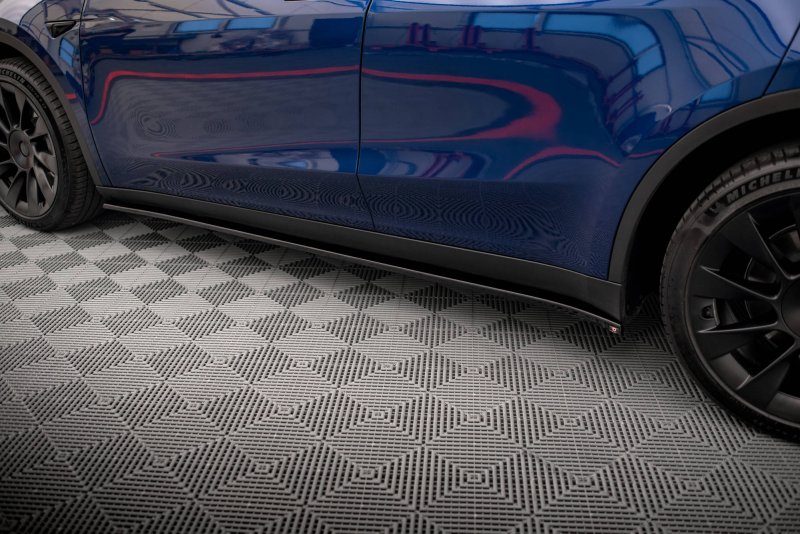 Maxton Seitenschweller Ansatz für V.2 für Tesla Model Y schwarz Hochglanz TE-MODELY-1-SD2-G