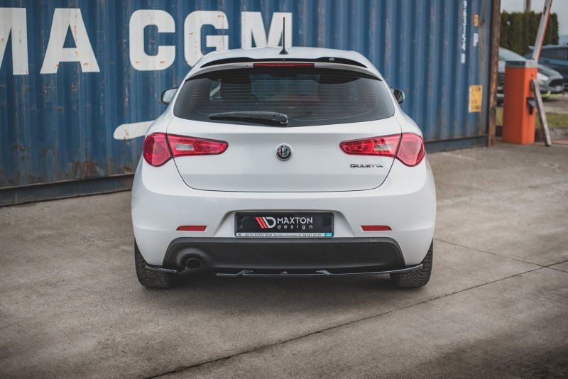 Maxton Heck Ansatz Flaps Diffusor V.1 für Alfa Romeo Giulietta Facelift Carbon Look  AL-GU-1F-RSD1-C
