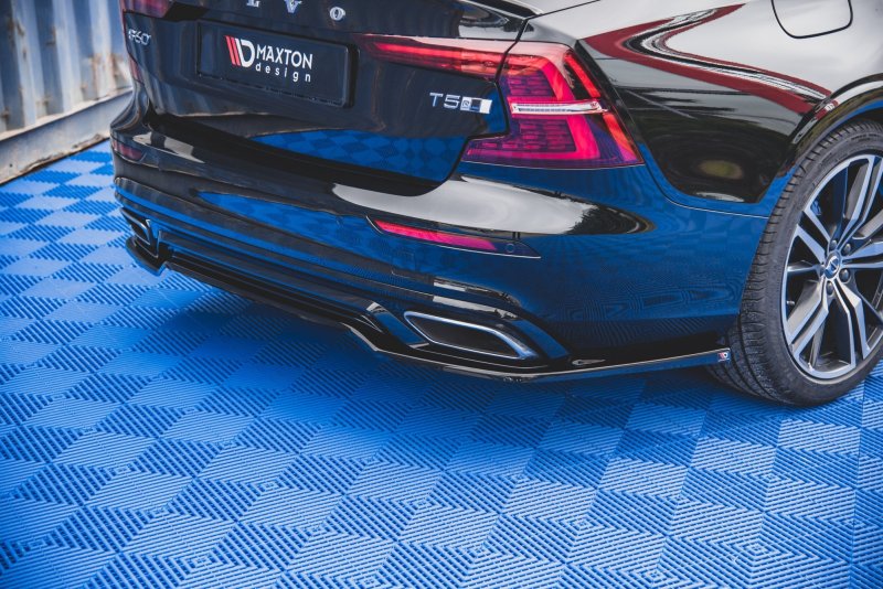 Maxton Mittlerer Diffusor Heck Ansatz für Volvo S60/V60 R-Design Mk3 schwarz Hochglanz VO-S60-3-RDESIGN-RD1-G