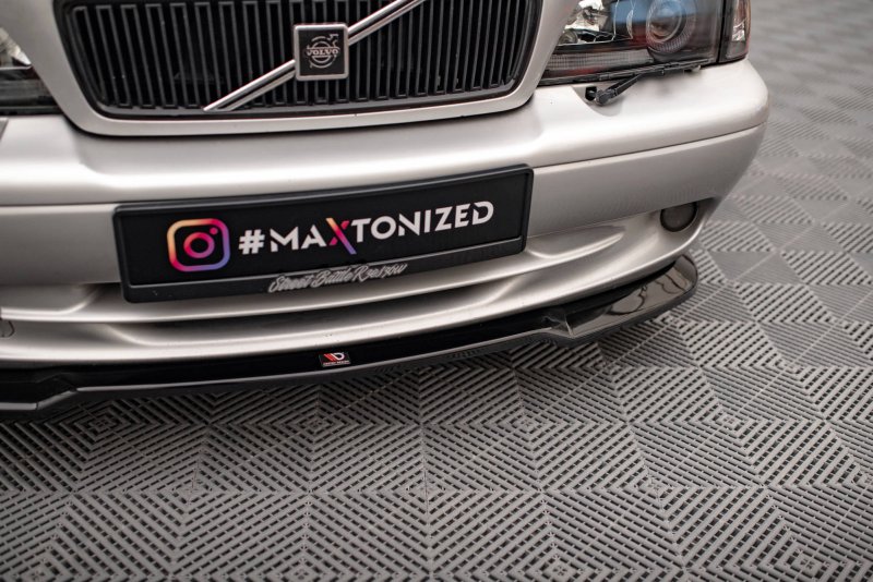 Maxton Front Ansatz V.2 für Volvo C70 Mk1 schwarz Hochglanz VO-C70-1-FD2-G