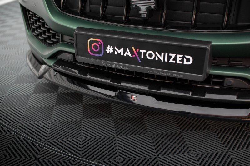 Maxton Front Ansatz V.1 für Maserati Levante Mk1 schwarz Hochglanz MS-LE-1-FD1-G