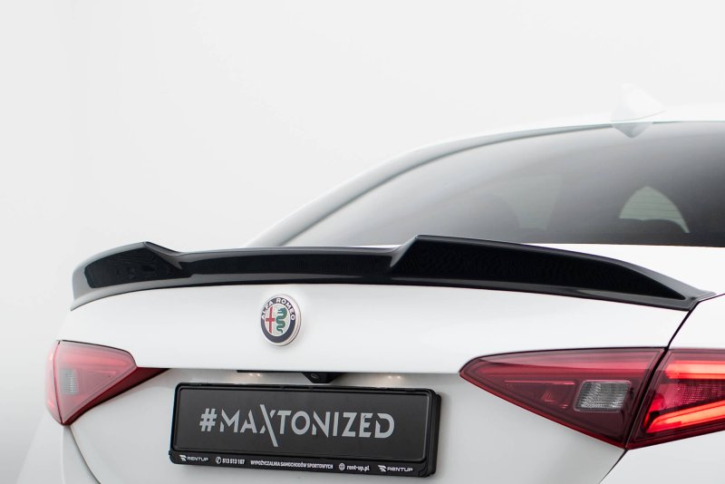 Maxton Spoiler CAP Abrisskante 3D Alfa Romeo Giulia schwarz Hochglanz AL-GI-1-QV-CAP3D1-G