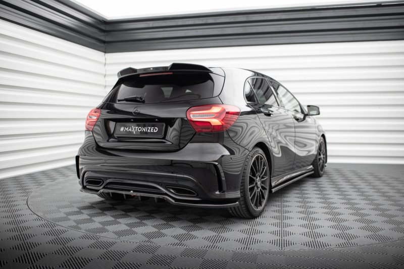 Maxton Mittlerer Cup Diffusor Heck Ansatz Mercedes-Benz A AMG-Line W176 Facelif schwarz Hochglanz ME-A-176F-AMGLINE-RD1G+RD2-G
