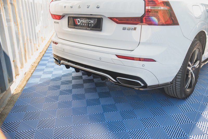 Maxton Mittlerer Diffusor Heck Ansatz DTM Look für Volvo XC60 Mk2 R-Design schwarz Hochglanz VO-XC60-2-RDESIGN-RD1G+RD2-G