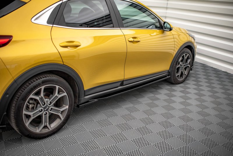 Maxton Seitenschweller Ansatz für Kia XCeed Mk1 schwarz Hochglanz KI-XCEED-1-SD1-G