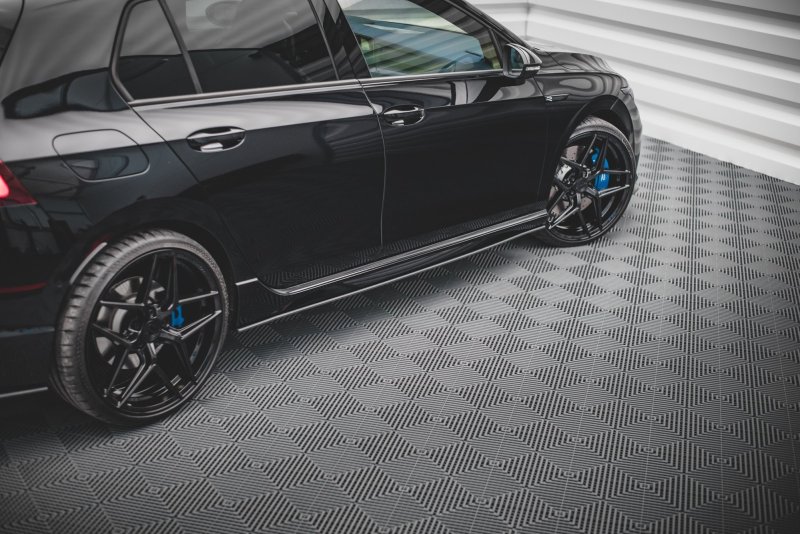 Maxton Street Pro Seitenschweller Ansatz für Volkswagen Golf R Mk8 VWGO8RCNC-SD1B