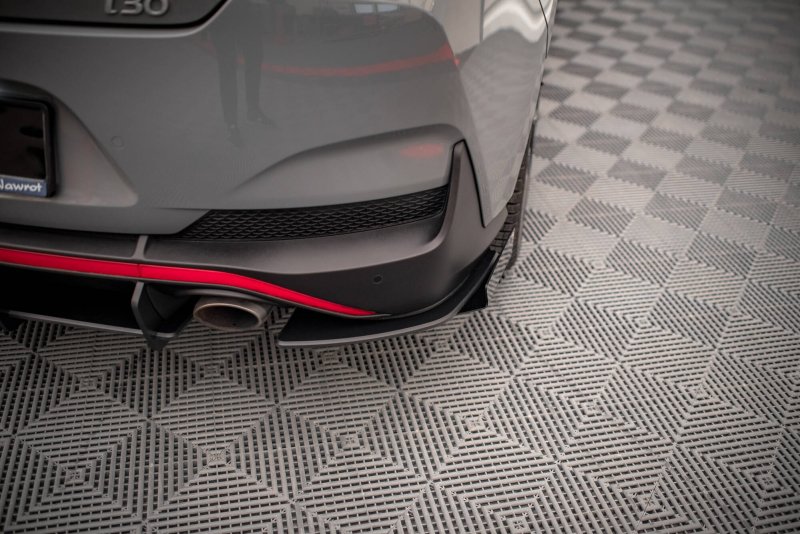 Maxton Hintere Seiten Flaps Hyundai I30 Fastback N-Line Mk3 Facelift schwarz Hochglanz HYI303FNLINEFBCNC-RSF1-G