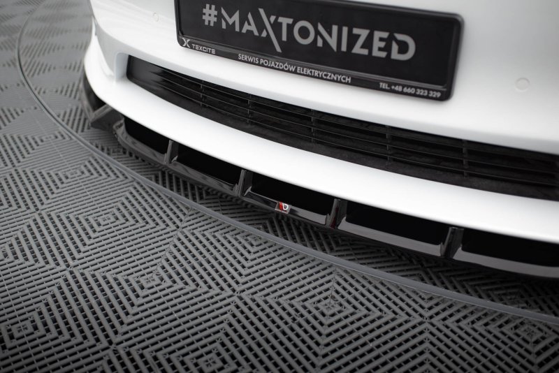 Maxton Front Ansatz V.1 Tesla Model S Plaid Mk1 Facelift schwarz Hochglanz TE-MODELS-1F2-PL-FD1-G