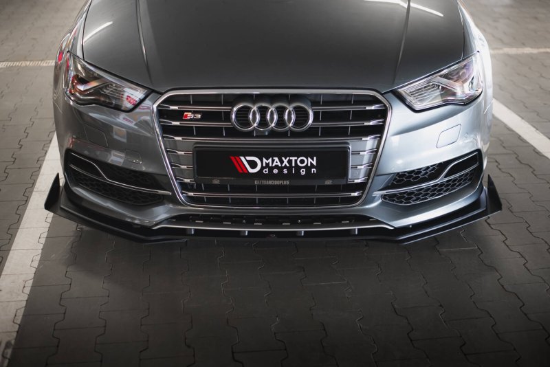Maxton Front Flaps Audi S3 / A3 S-Line Limousine 8V schwarz Hochglanz AUS33SCNC-FSF1-G