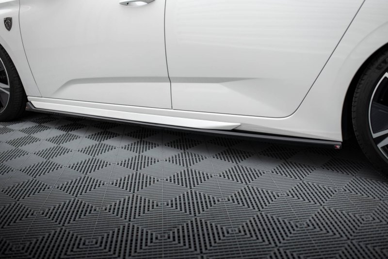 Maxton Seitenschweller Ansatz Peugeot 308 GT SW Mk3 schwarz Hochglanz PE-308-3-GT-SW-SD1-G