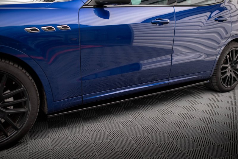Maxton Seitenschweller Ansatz für Maserati Levante GTS Mk1  schwarz Hochglanz MS-LE-1-GTS-SD1-G