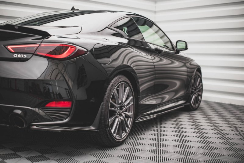 Maxton Seitenschweller Ansatz für Infiniti Q60 S Mk2 schwarz Hochglanz IN-Q60S-2-SD1-G