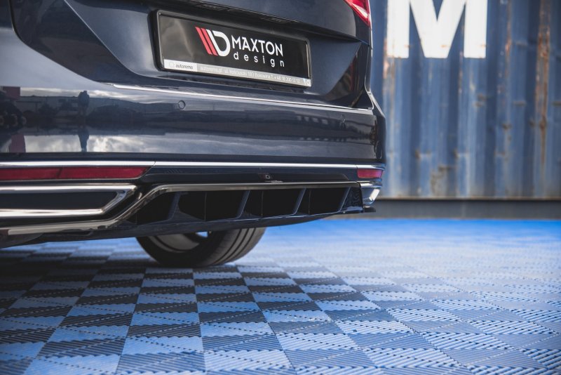 Maxton Mittlerer Diffusor Heck Ansatz DTM Look für Volkswagen Passat B8 schwarz Hochglanz VW-PA-B8-RD1G+RD2-G