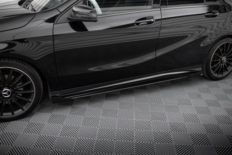 Maxton Street Pro Seitenschweller Ansatz + Flaps Mercedes-Benz A AMG-Line W176 Facelift schwarz Hochglanz MEA176FAMGLINECNC-SD1B+SF1-G