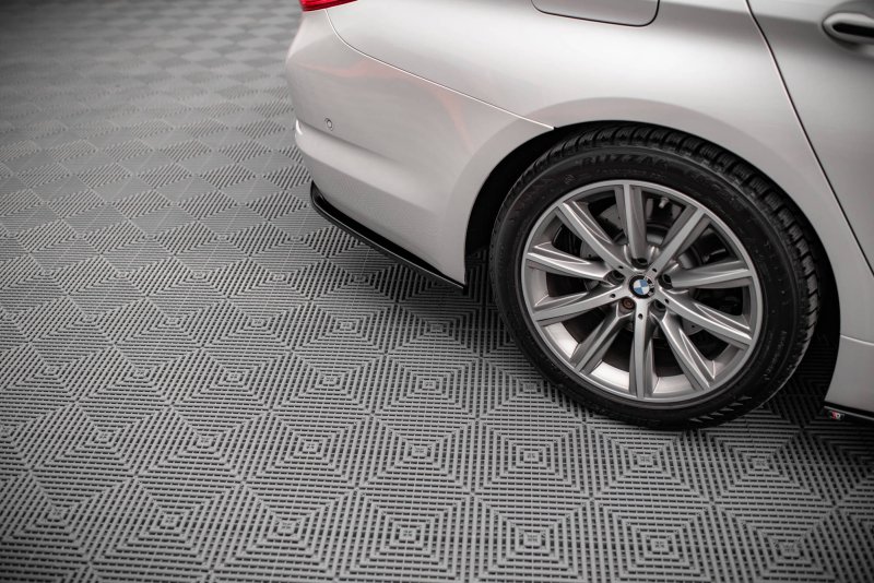 Maxton Heck Ansatz Flaps Diffusor für BMW 5er G30 schwarz Hochglanz BM-5-G30-RSD1-G