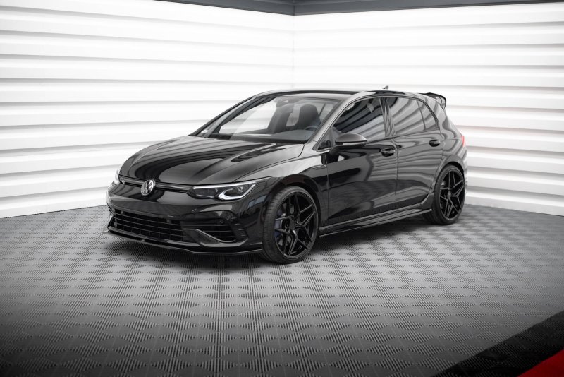 Maxton Seitenschweller Ansatz V.3 VW Golf R Mk8 schwarz Hochglanz VW-GO-8-R-SD3-G