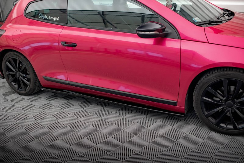 Maxton Seitenschweller Ansatz für Volkswagen Scirocco Mk3 schwarz Hochglanz VW-SC-3-SD1-G