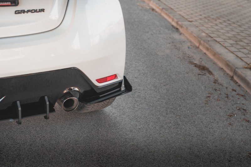 Maxton Racing Heck Ansatz Flaps Diffusor +Flaps für Toyota GR Yaris Mk4 schwarz Hochglanz TOYA4GR4CNC-RSD1BRB+RSF1-G