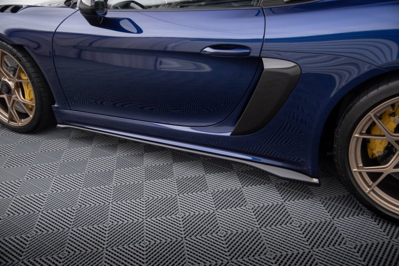 Maxton Seitenschweller Ansatz Porsche 718 Cayman GT4 RS 982c schwarz Hochglanz PO-CA-718-GT4-RS-SD1-G