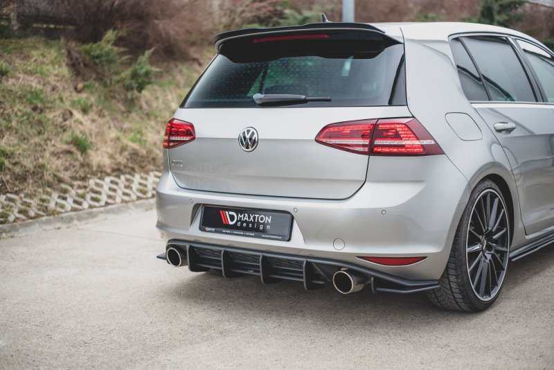 Maxton Robuste Racing Heckschürze V.1 für VW Golf 7 GTI VWGO7GTICNC-RS1B+BRBI