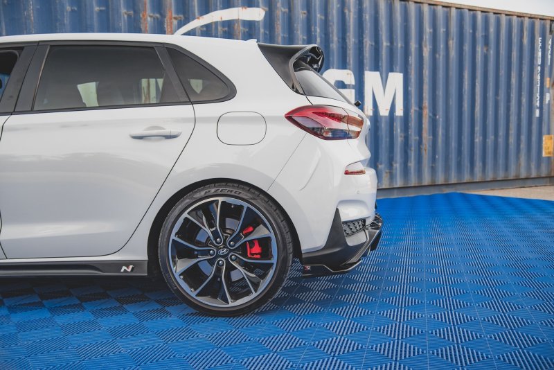 Maxton Heck Ansatz Flaps Diffusor V.4 für Hyundai I30 N Mk3 Hatchback schwarz Hochglanz HY-I30-3-N-RSD5-G