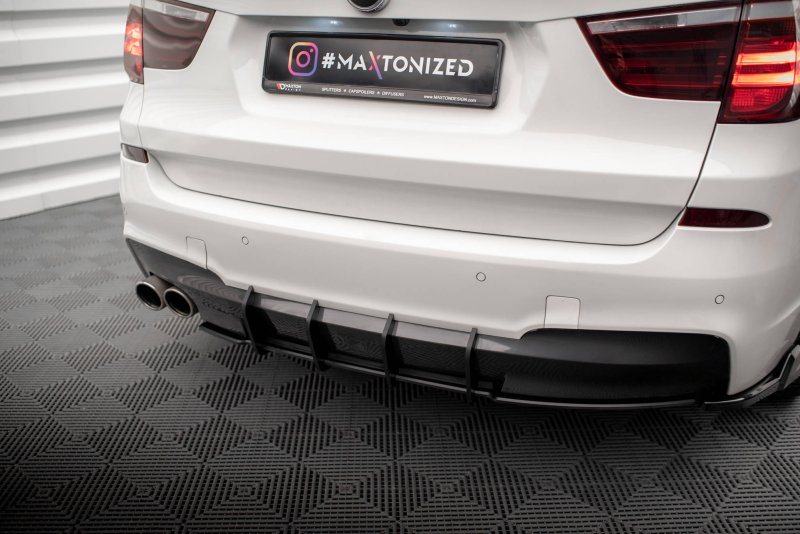 Maxton Street Pro Heckschürze für BMW X3 M-Paket F25 BMX325MPACKCNC-RS1B