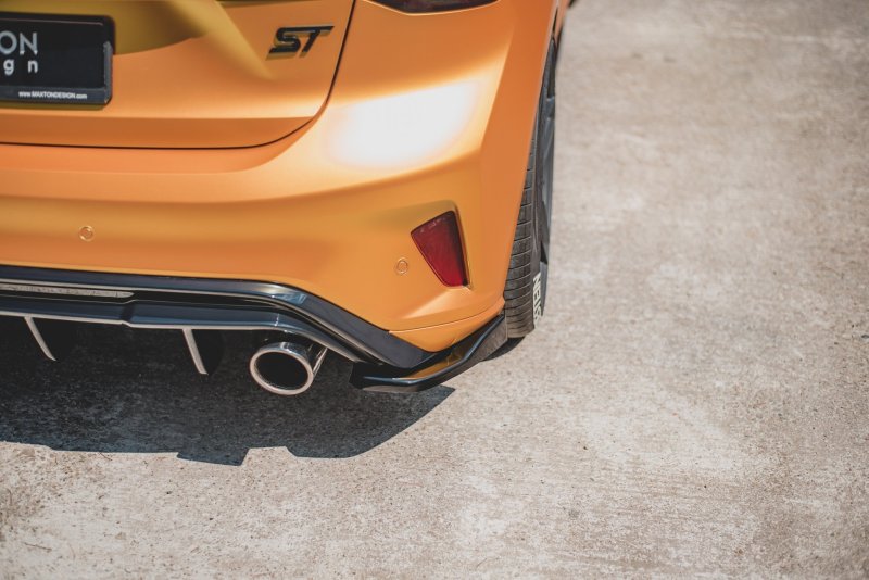 Maxton Heck Ansatz Flaps Diffusor V.3 für Ford Focus ST Mk4  schwarz Hochglanz FO-FO-4-ST-RSD3-G