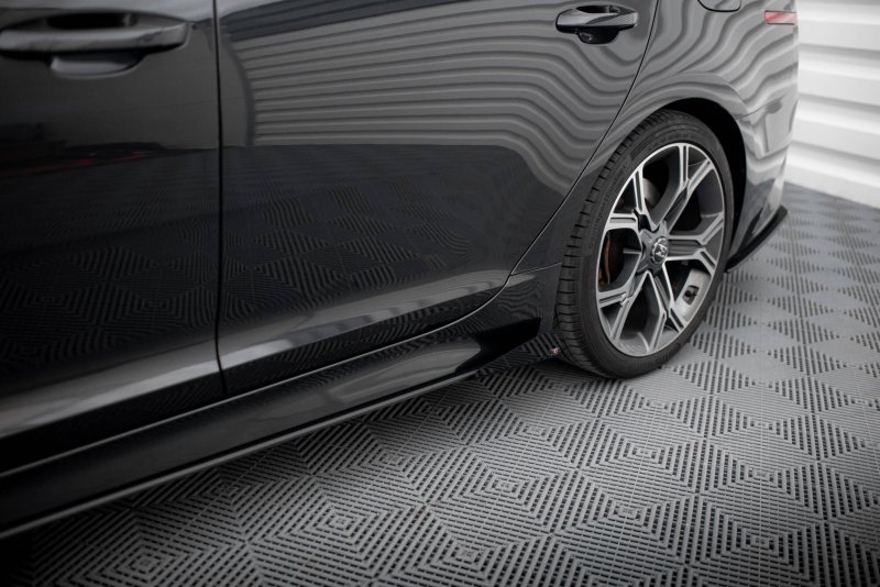 Maxton Street Pro Seitenschweller Ansatz + Flaps Kia Stinger GT / GT-Line / Standard Mk1 schwarz Hochglanz KIST1GTLINECNC-SD1BRB+SF1-G
