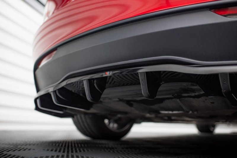 Maxton Mittlerer Cup Diffusor Heck Ansatz V.2 Tesla Model 3 Project HighlandFacelift schwarz Hochglanz TE-MODEL3-1F-RD2G+RD3-G