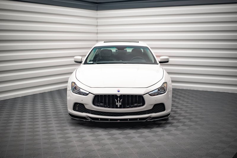 Maxton Front Ansatz V.1 für Maserati Ghibli Mk3 schwarz Hochglanz MA-GH-1-FD1-G