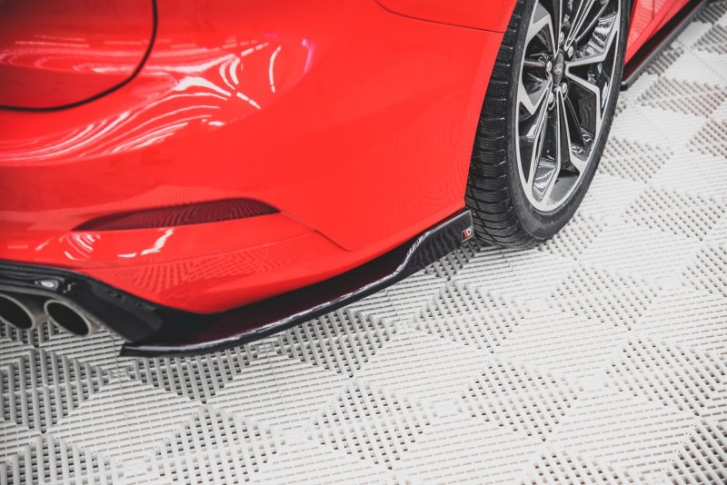 Maxton Heck Ansatz Flaps Diffusor V.4 für Ford Focus ST-Line Kombi Mk4 schwarz Hochglanz FO-FO-4-STLINE-ES-RSD4-G