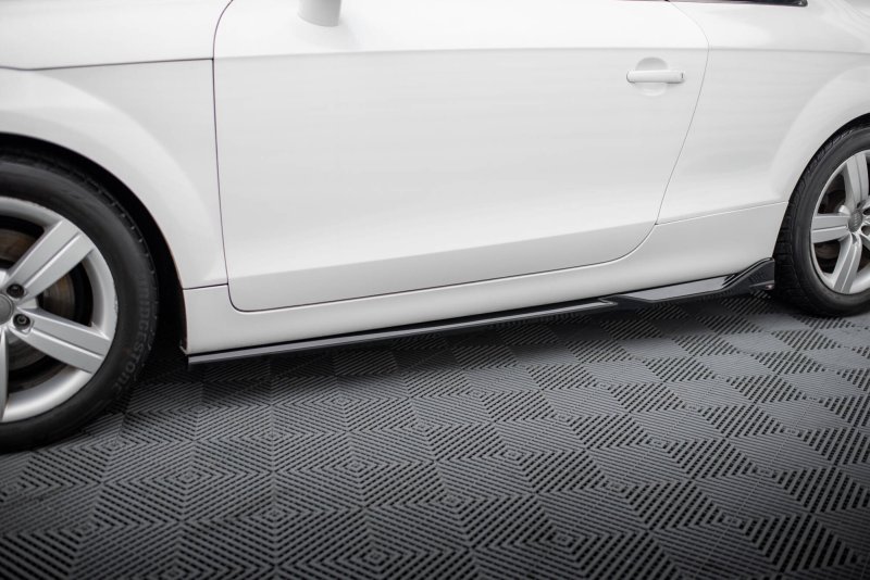Maxton Seitenschweller Ansatz Audi TT 8J schwarz Hochglanz AU-TT-2-SD1-G
