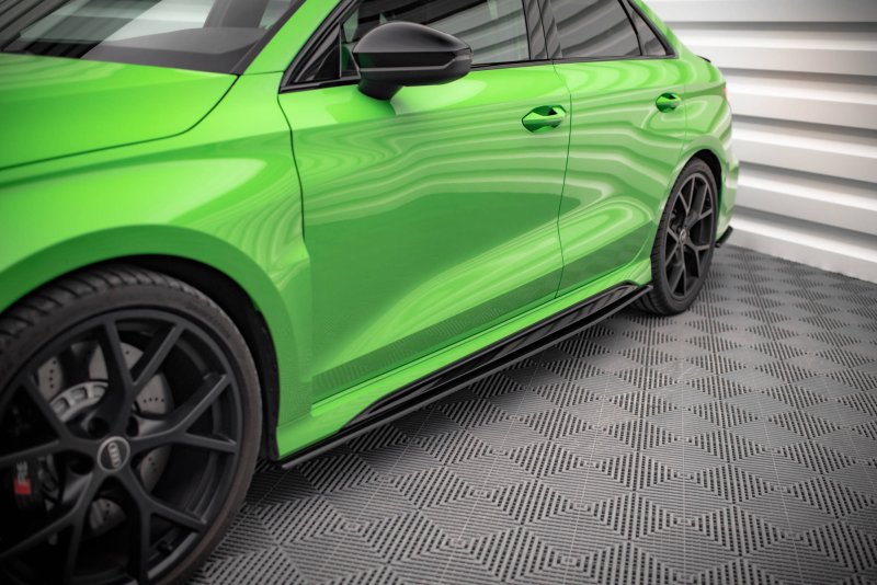 Maxton Street Pro Seitenschweller Ansatz für Audi RS3 Sportback 8Y AURS38YSCNC-SD1BRB