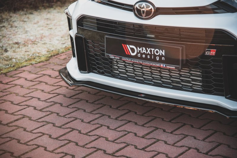 Maxton Front Ansatz V.1 für Toyota GR Yaris Mk4 schwarz Hochglanz TO-YA-4-GR4-FD1-G