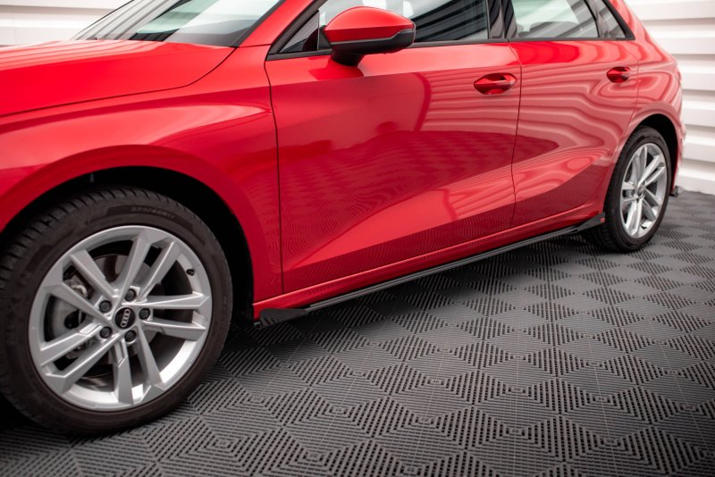 Maxton Street Pro Seitenschweller Ansatz für + Flaps Audi A3 8Y schwarz Hochglanz AUA38YCNC-SD1BRB+SF1-G