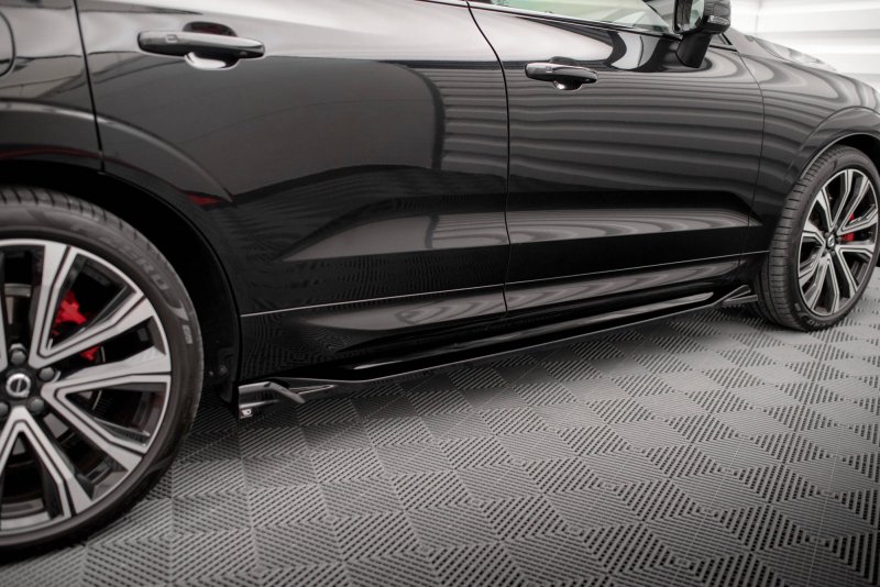 Maxton Seitenschweller Ansatz für Volvo XC60 R-Design Mk2 Facelift schwarz Hochglanz VO-XC60-2F-RDESIGN-SD1-G