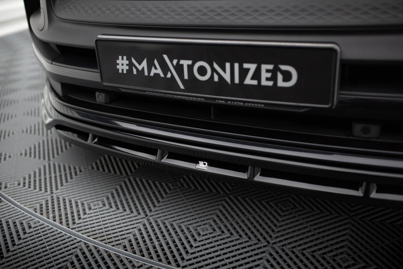 Maxton Front Ansatz Porsche Macan GTS Mk1 Facelift 2 schwarz Hochglanz PO-MA-1F-GTS-FD1G+FD1R-G
