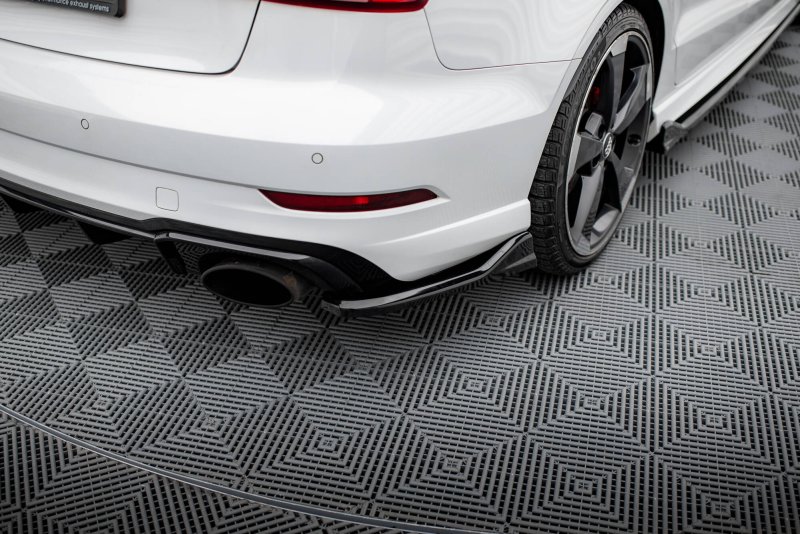 Maxton Heck Ansatz Flaps Diffusor V.3 Audi RS3 Limousine 8V Facelift schwarz Hochglanz AU-RS3-8VF-S-RSD3-G