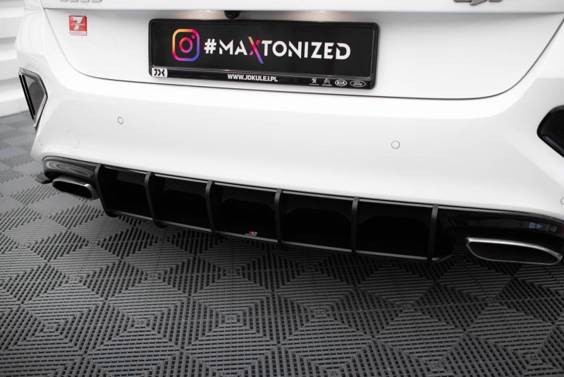 Maxton Street Pro Heckschürze Kia Ceed GT Mk3 KICE3GTCNC-RS1B