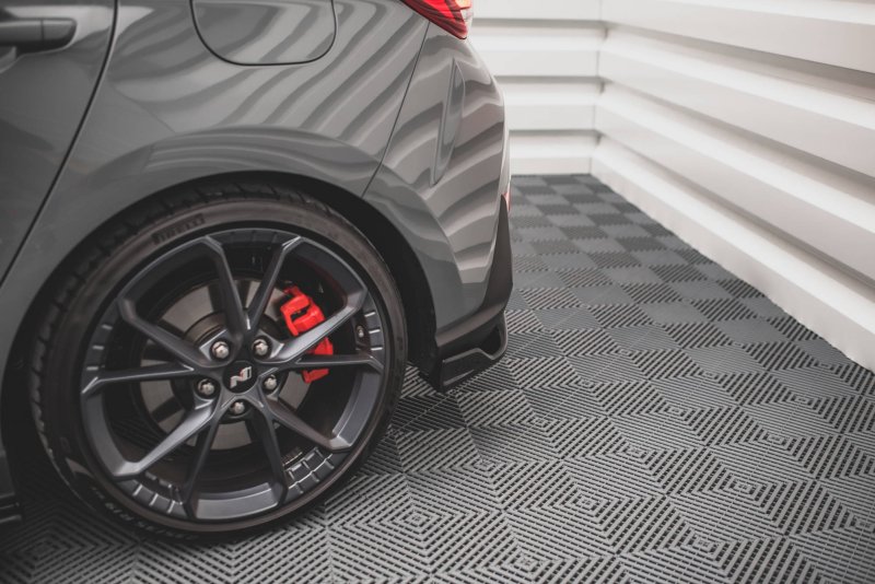 Maxton Heck Ansatz Flaps Diffusor V.3 für Hyundai I30 N Hatchback Mk3 Facelift schwarz Hochglanz HY-I30-3F-N-RSD3-G