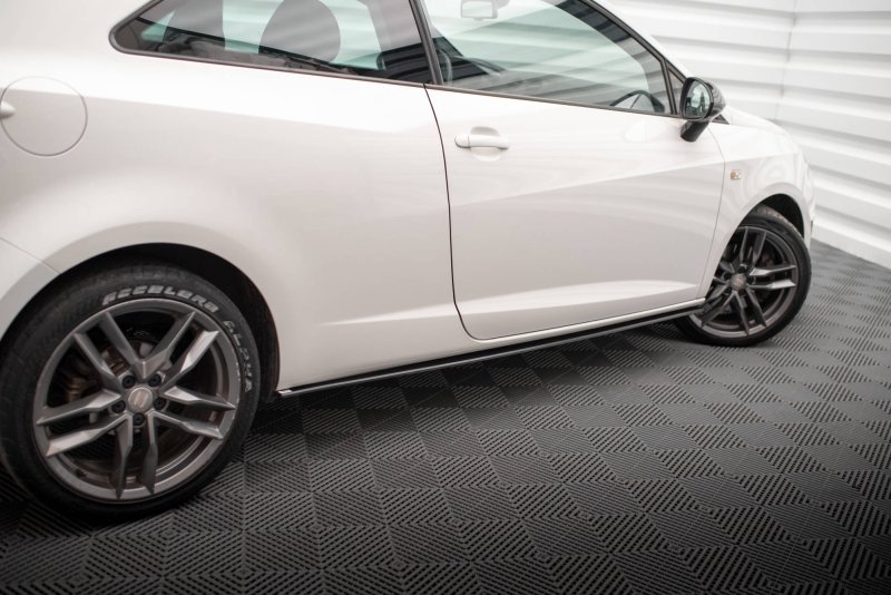 Maxton Street Pro Seitenschweller Ansatz für Seat Ibiza Cupra Sport Coupe Mk4 SEIB4SCCNC-SD1BRB