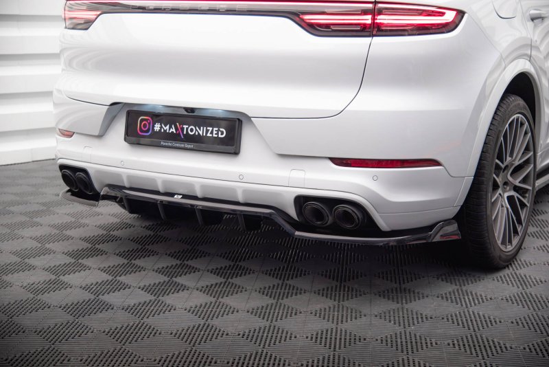 Maxton Mittlerer Cup Diffusor Heck Ansatz Porsche Cayenne Coupe Mk3 schwarz Hochglanz PO-CAY-3-C-RD1G+RD2-G