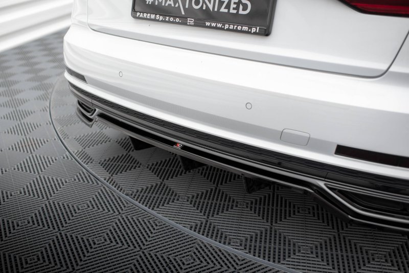 Maxton Mittlerer Diffusor Heck Ansatz DTM Look für Audi A8 S-Line D5 schwarz Hochglanz AU-A8-D5-SLINE-RD1G+RD2-G