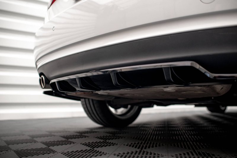 Maxton Mittlerer Diffusor Heck Ansatz DTM Look für Audi A5 Coupe 8T Facelift schwarz Hochglanz AU-A5-1F-RD1G+RSD1-G